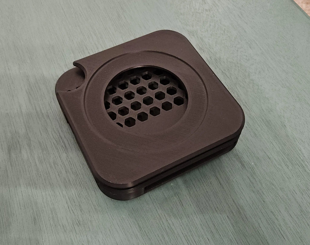 Sleek Mac Mini Stand with Bonus USB and SSD Slots image 3