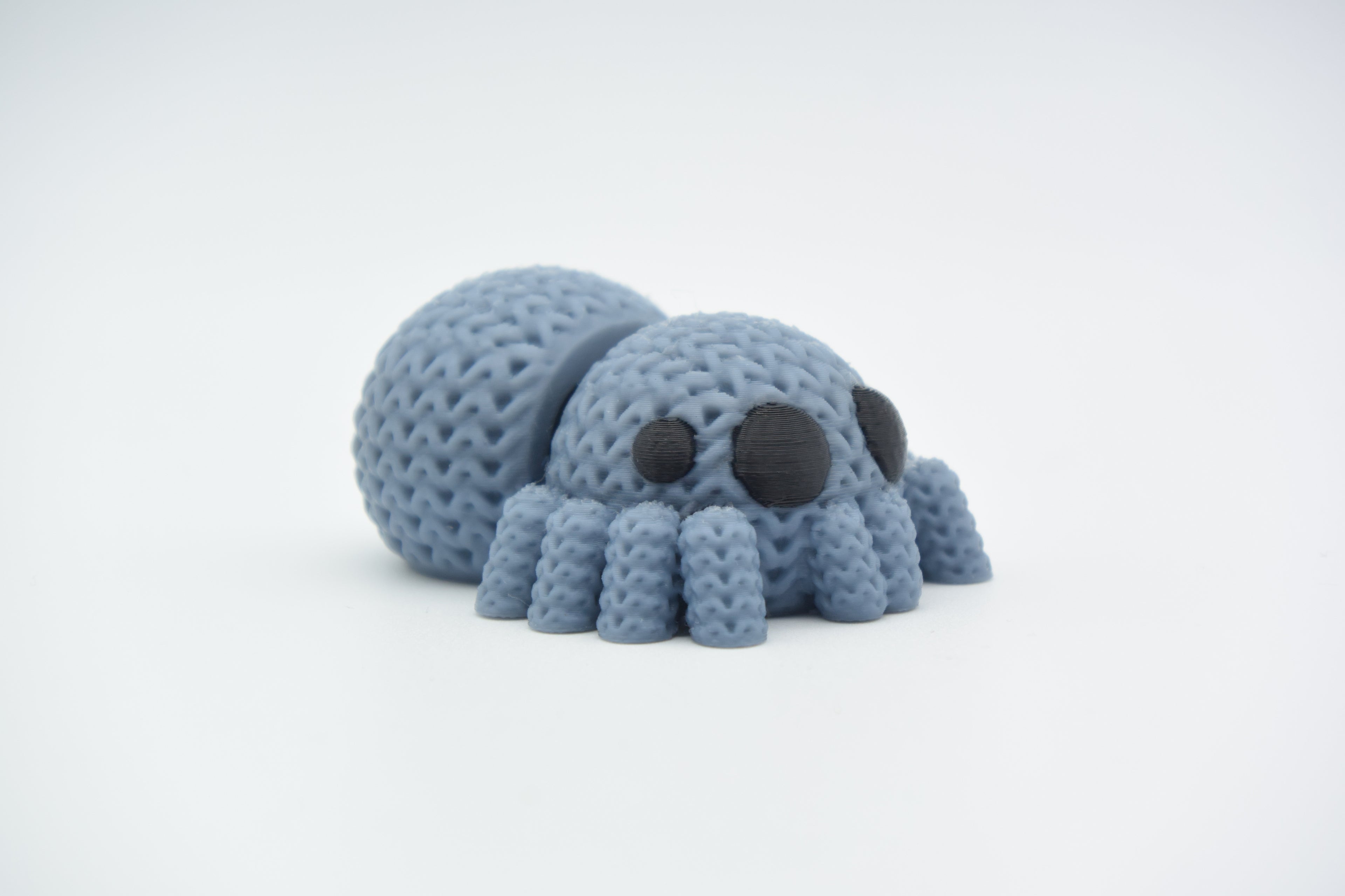 Knitted Articulated Spider