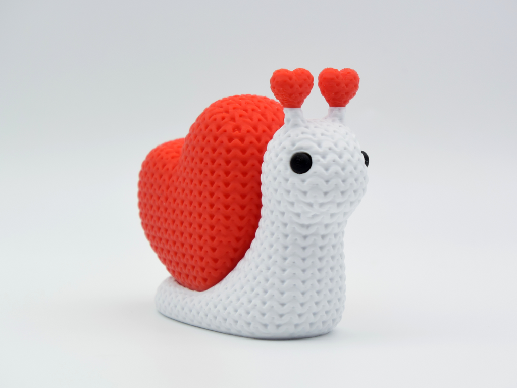 Knitted Valentine's Day Snail