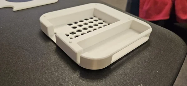 Sleek Mac Mini Stand with Bonus USB and SSD Slots - Image 5